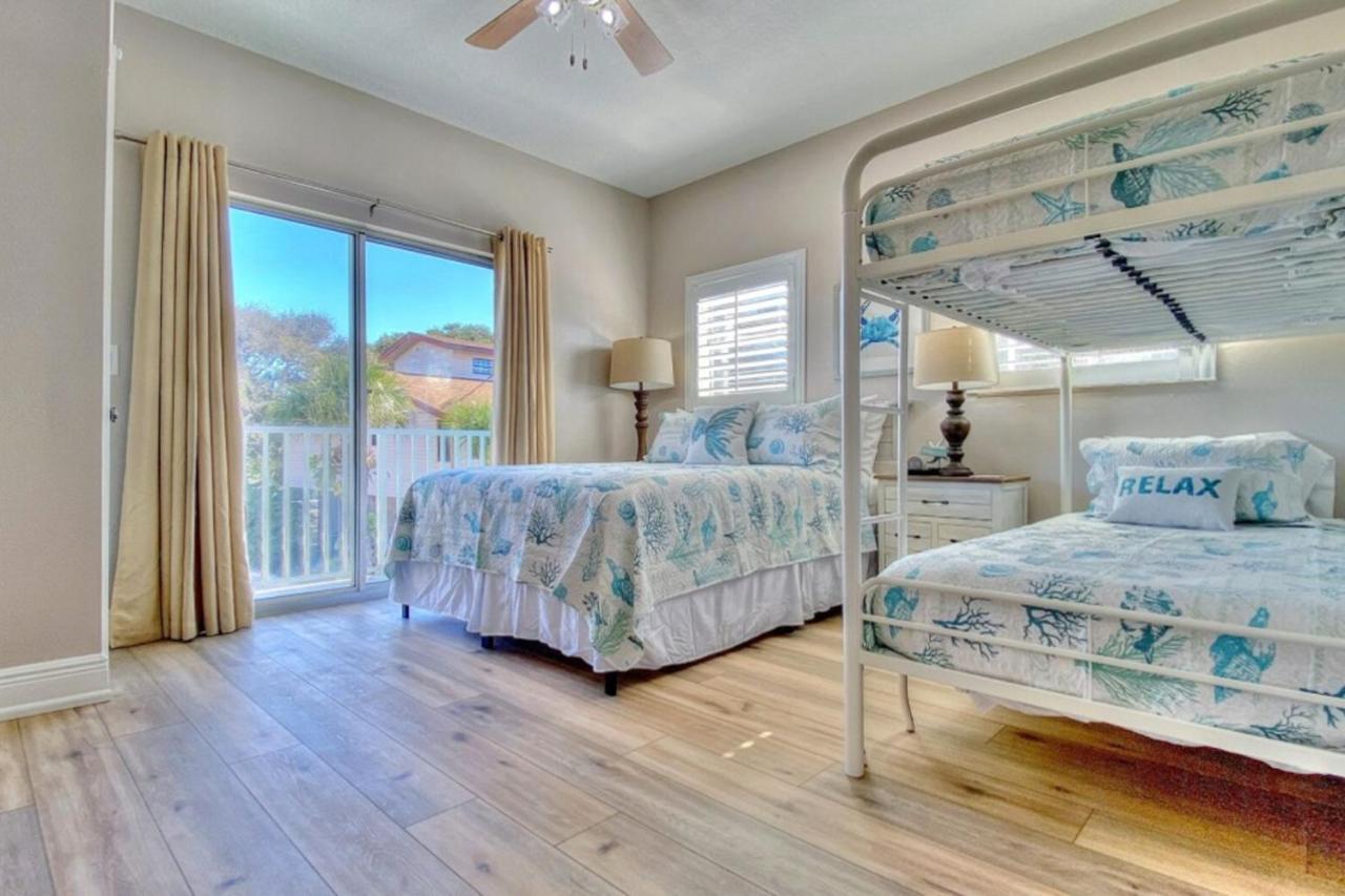 Apartamento On The Rocks 1 Clearwater Beach Exterior foto